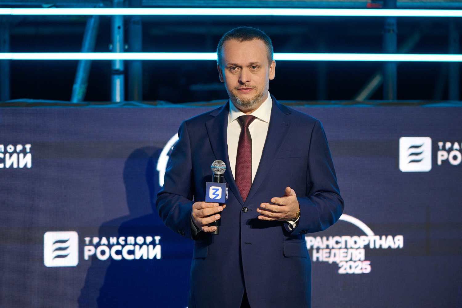 Министр транспорта РФ Андрей Никитин провёл открытую встречу со студентами и молодыми специалистами