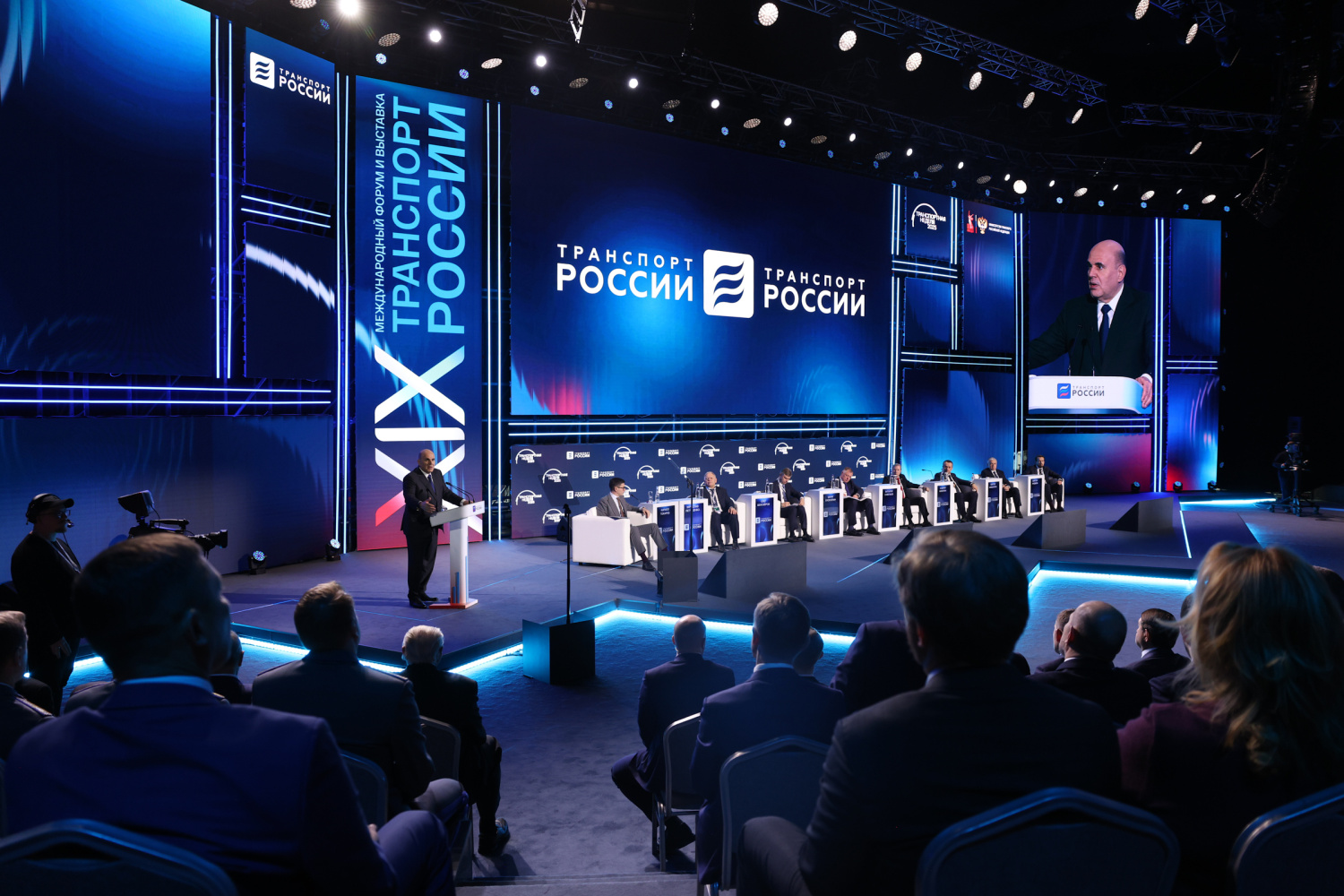 Транспорт России: скорость, технологии и человек в центре внимания