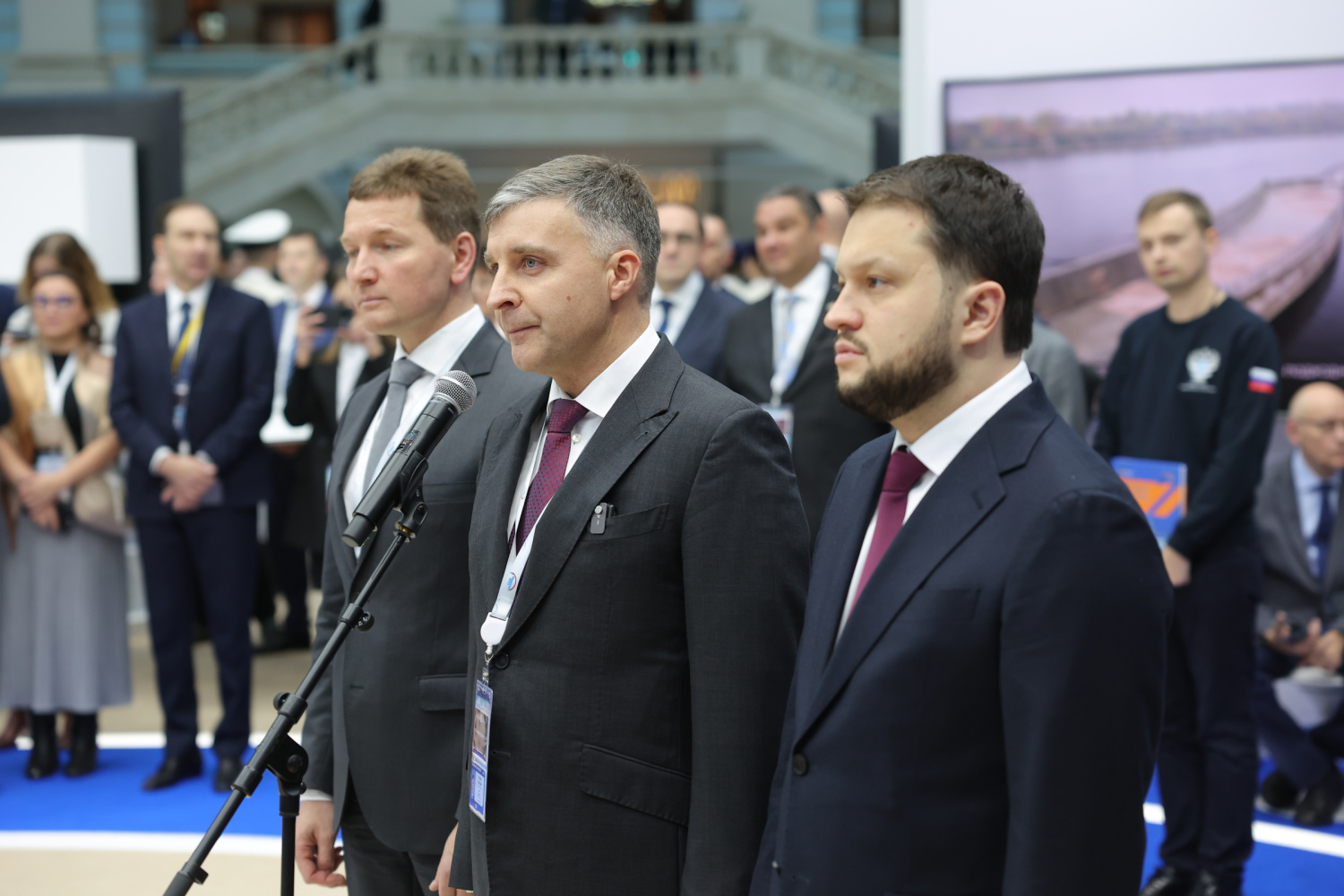 Итоги второго дня форума «Транспорт России»: семейноцентричность, высокоскоростное движение, молодёжь, история и инновации